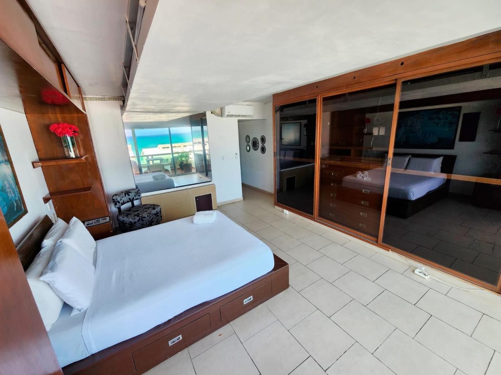 Beachfront Apartments Cancún Exterior foto
