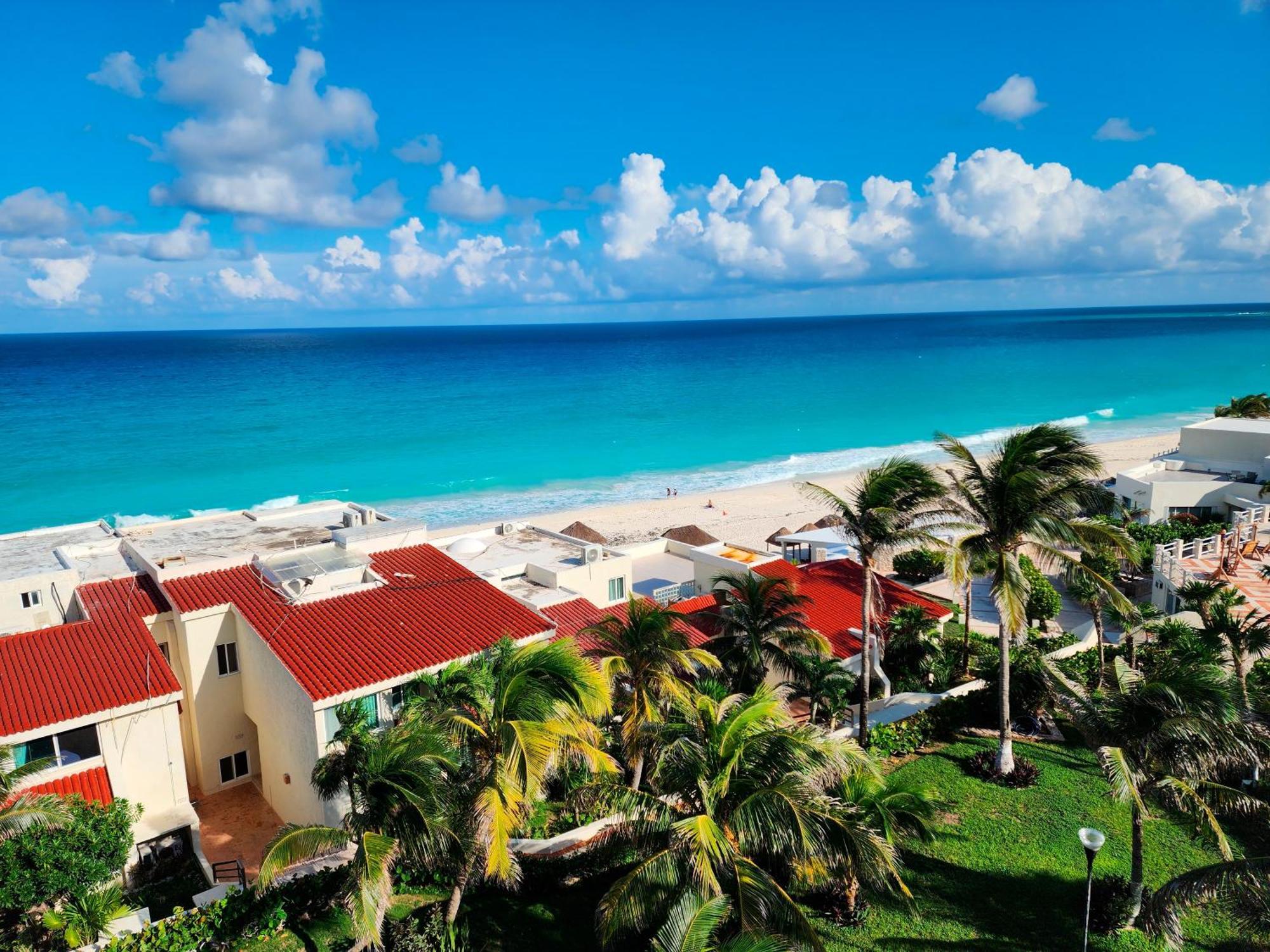 Beachfront Apartments Cancún Exterior foto